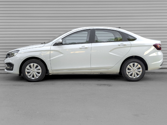 Фото Lada Vesta с пробегом