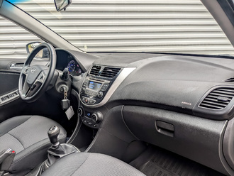 Фото Hyundai Solaris с пробегом