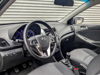 Фото Hyundai Solaris с пробегом