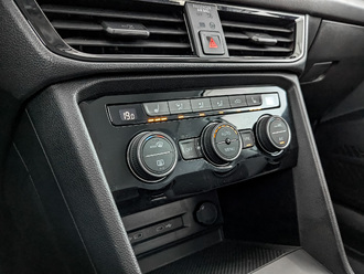 Фото Volkswagen Taos с пробегом