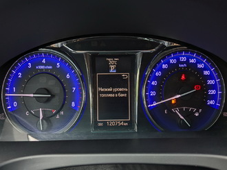 Фото Toyota Camry с пробегом