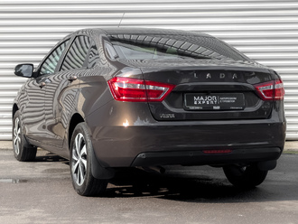 Фото Lada Vesta с пробегом