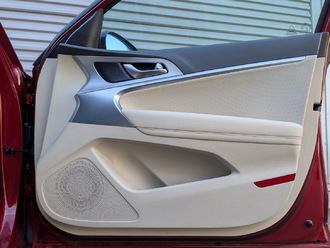 Фото Genesis G70 с пробегом