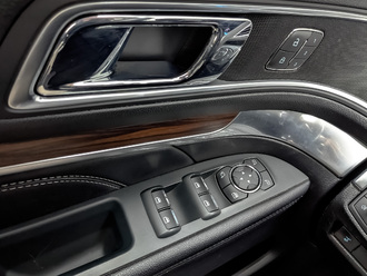 Фото Ford Explorer с пробегом