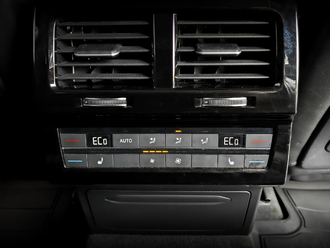 Фото Volkswagen Touareg с пробегом