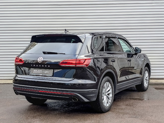 Фото Volkswagen Touareg с пробегом
