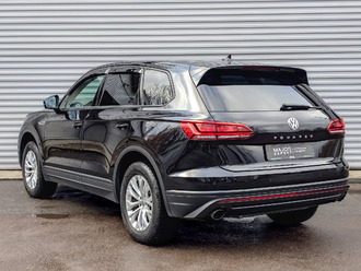 Фото Volkswagen Touareg с пробегом