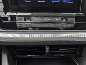 Фото Volkswagen Touareg с пробегом