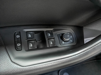 Фото Volkswagen Touareg с пробегом