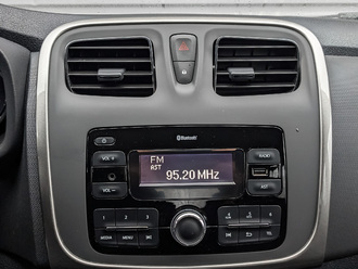 Фото Renault Logan с пробегом