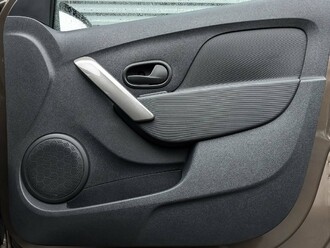 Фото Renault Logan с пробегом