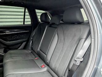 Фото Geely Monjaro с пробегом