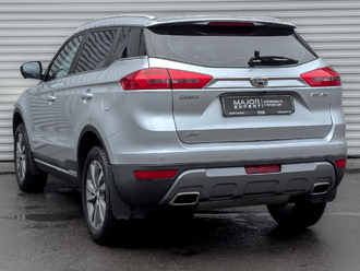 Фото Geely Atlas с пробегом
