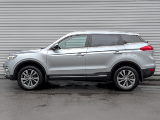 Фото Geely Atlas с пробегом