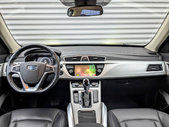 Фото Geely Atlas с пробегом