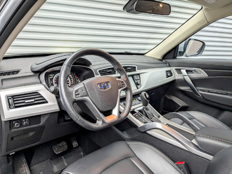 Фото Geely Atlas с пробегом