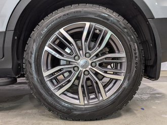 Фото Geely Atlas Pro с пробегом