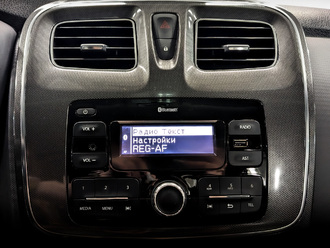 Фото Renault Logan с пробегом