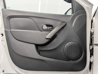 Фото Renault Logan с пробегом