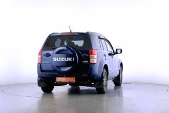 фото Suzuki Grand Vitara II 2010