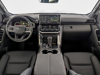 фото Toyota Land Cruiser 300 2024