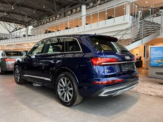 фото Audi Q7 (4M) 2022