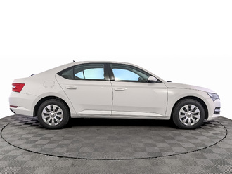 фото Skoda Superb III 2021