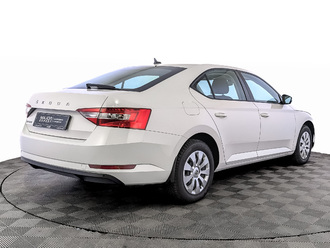 фото Skoda Superb III 2021
