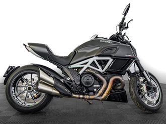 фото Diavel Carbon 2015