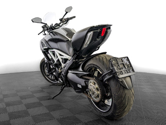 фото Diavel Carbon 2015
