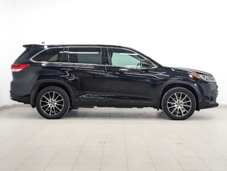фото Toyota Highlander III 2018