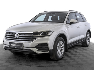 фото Volkswagen Touareg III 2020