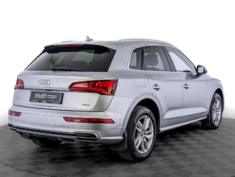 фото Audi Q5 (B9) 2020