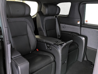 фото Lexus LM II 2024