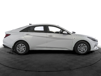 фото Hyundai Elantra VII 2021