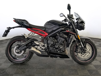 фото Street Triple R 2019