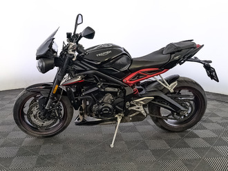 фото Street Triple R 2019