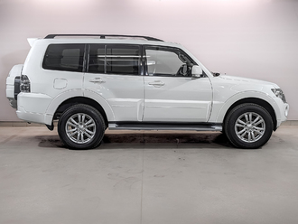 фото Mitsubishi Pajero IV 2012