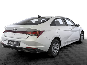 фото Hyundai Elantra VII 2021