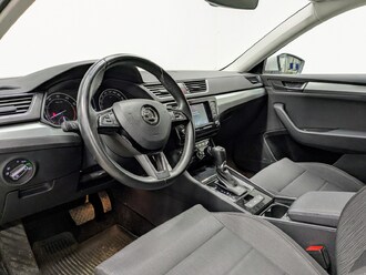 фото Skoda Superb III 2017