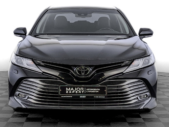 фото Toyota Camry VIII 2019