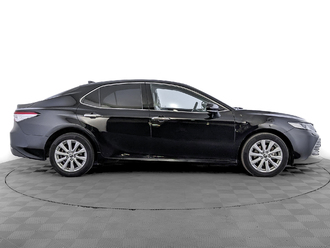 фото Toyota Camry VIII 2019