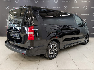 фото Peugeot Traveller 2020