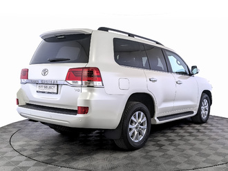 фото Toyota Land Cruiser 200 2020