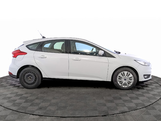 фото Ford Focus III 2018