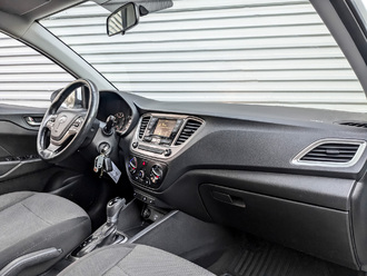 Фото Hyundai Solaris с пробегом