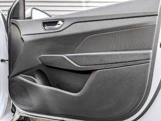 Фото Hyundai Solaris с пробегом