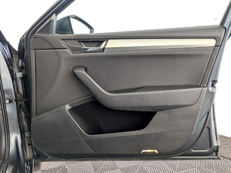 фото Skoda Superb III 2018