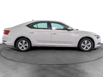 фото Skoda Superb III 2017