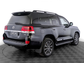 фото Toyota Land Cruiser 200 2019